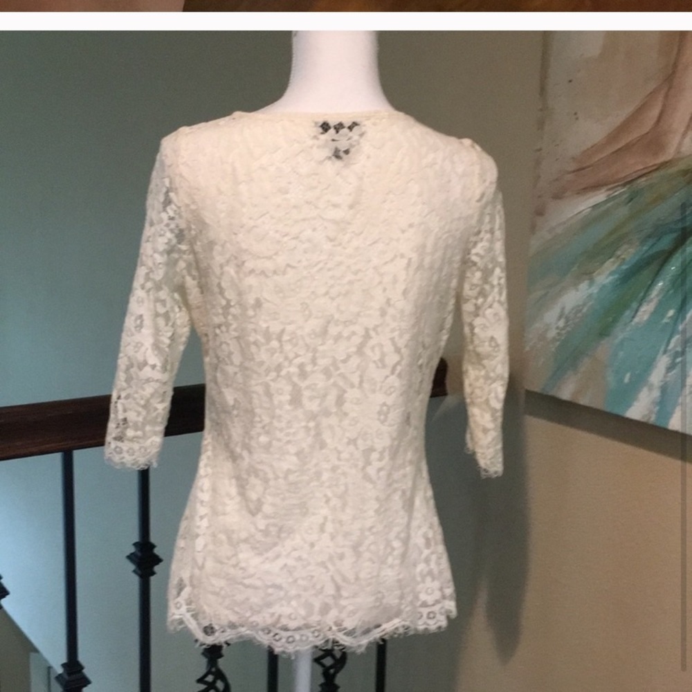 ❌Donated 11/30❌ Lace Top - Picture 2 of 2